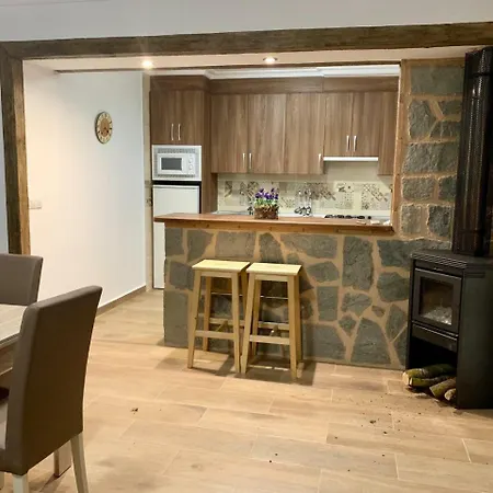 Turisticos La Teja Apartment *